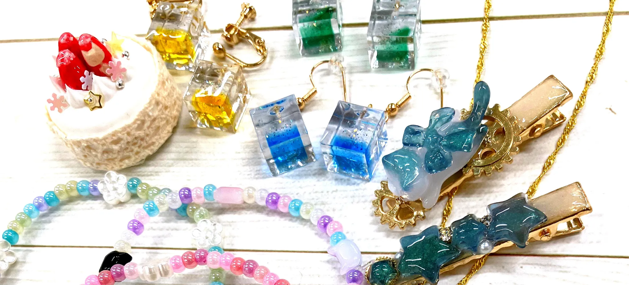 レジン・ビーズアクセサリー作り