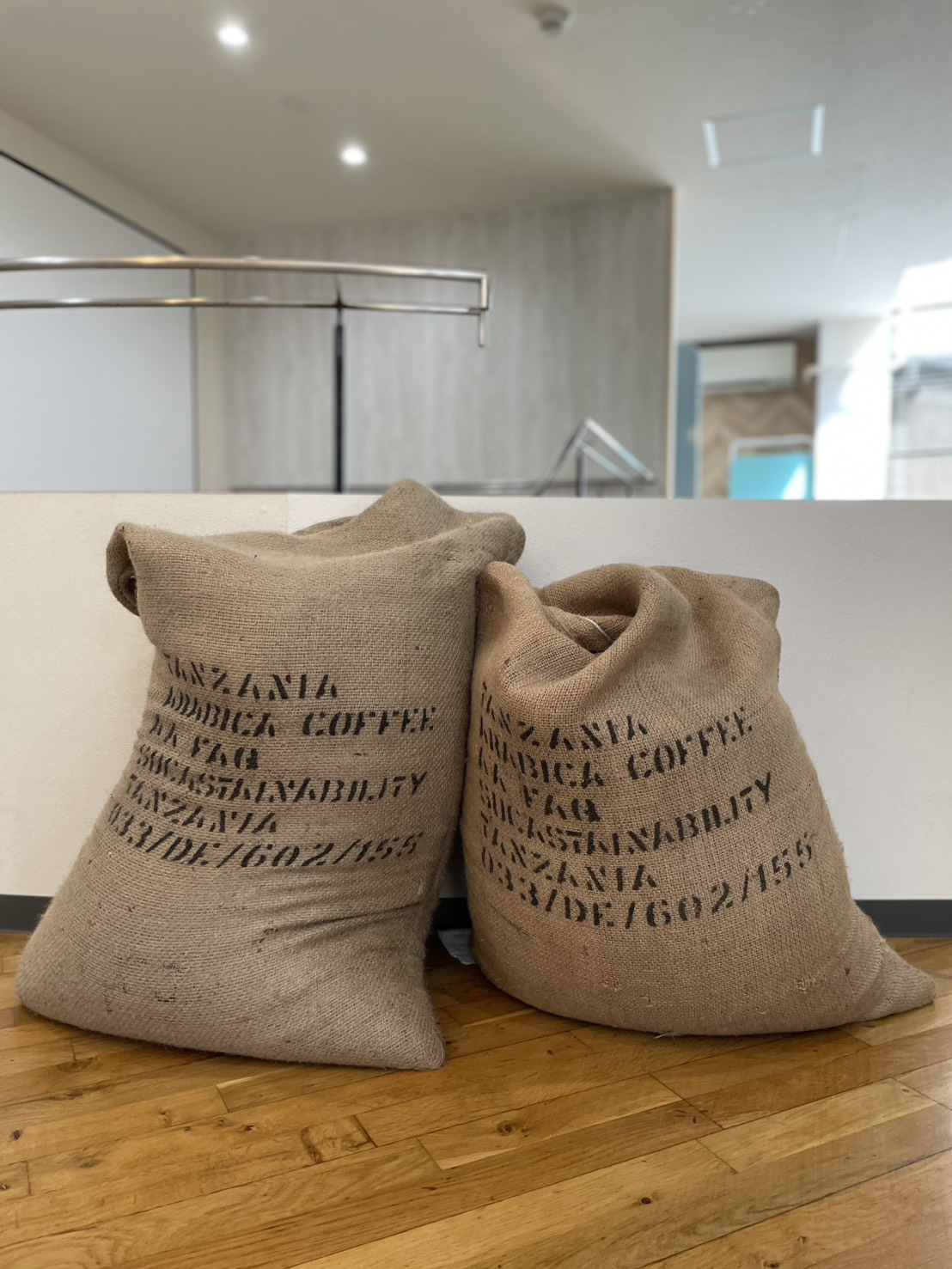 3/10  生豆120kg届きました。